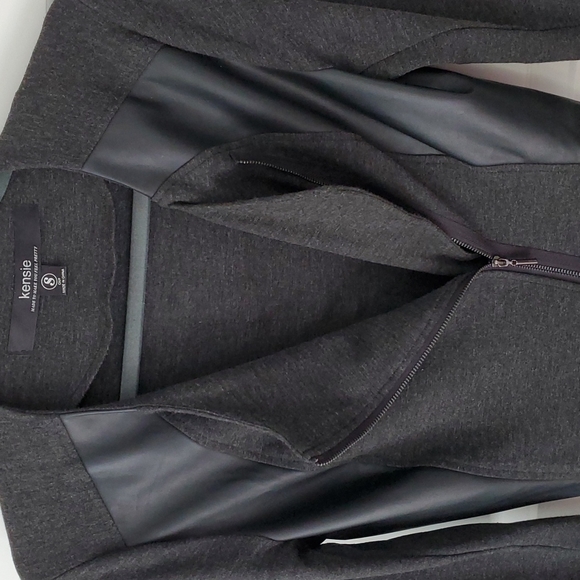 Kensie Small Jacket - Picture 2 of 6